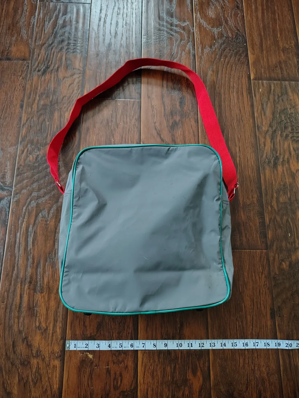Vintage 80s Disney Magic Kingdom Club travel shoulder bag Mickey Mouse